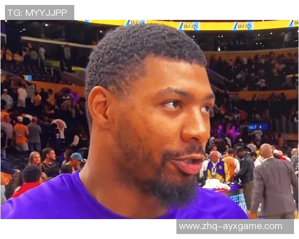 马库斯斯马特如何在NBA赛场上展现领导力与防守技巧